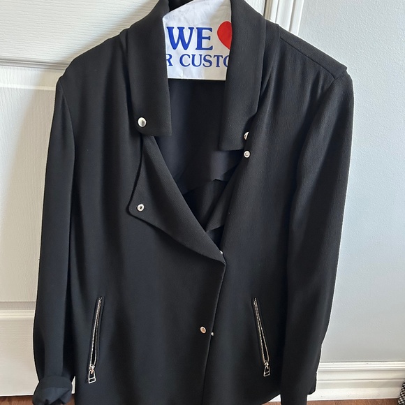 Aritzia blazer - Picture 1 of 3